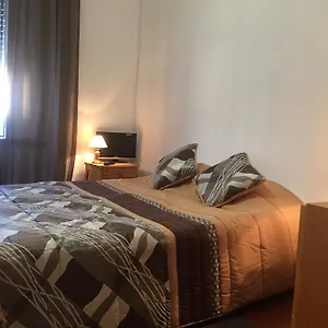 Residência Almirante Maison d'hôtes